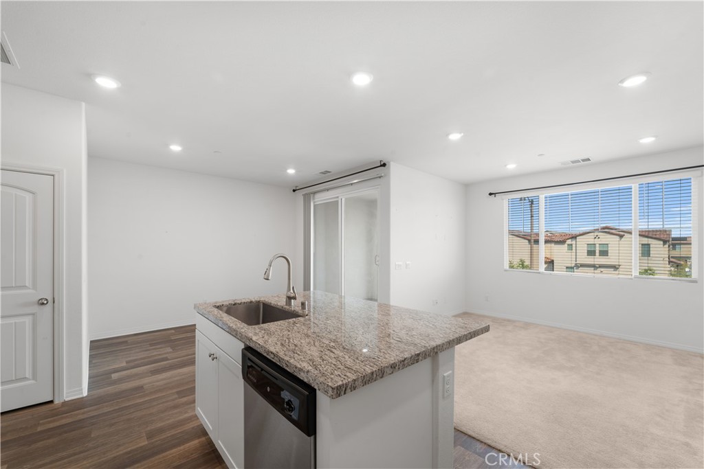 16502 Casa Grande Avenue, Unit 340 Fontana, CA 92336 - Photo 6 of 31