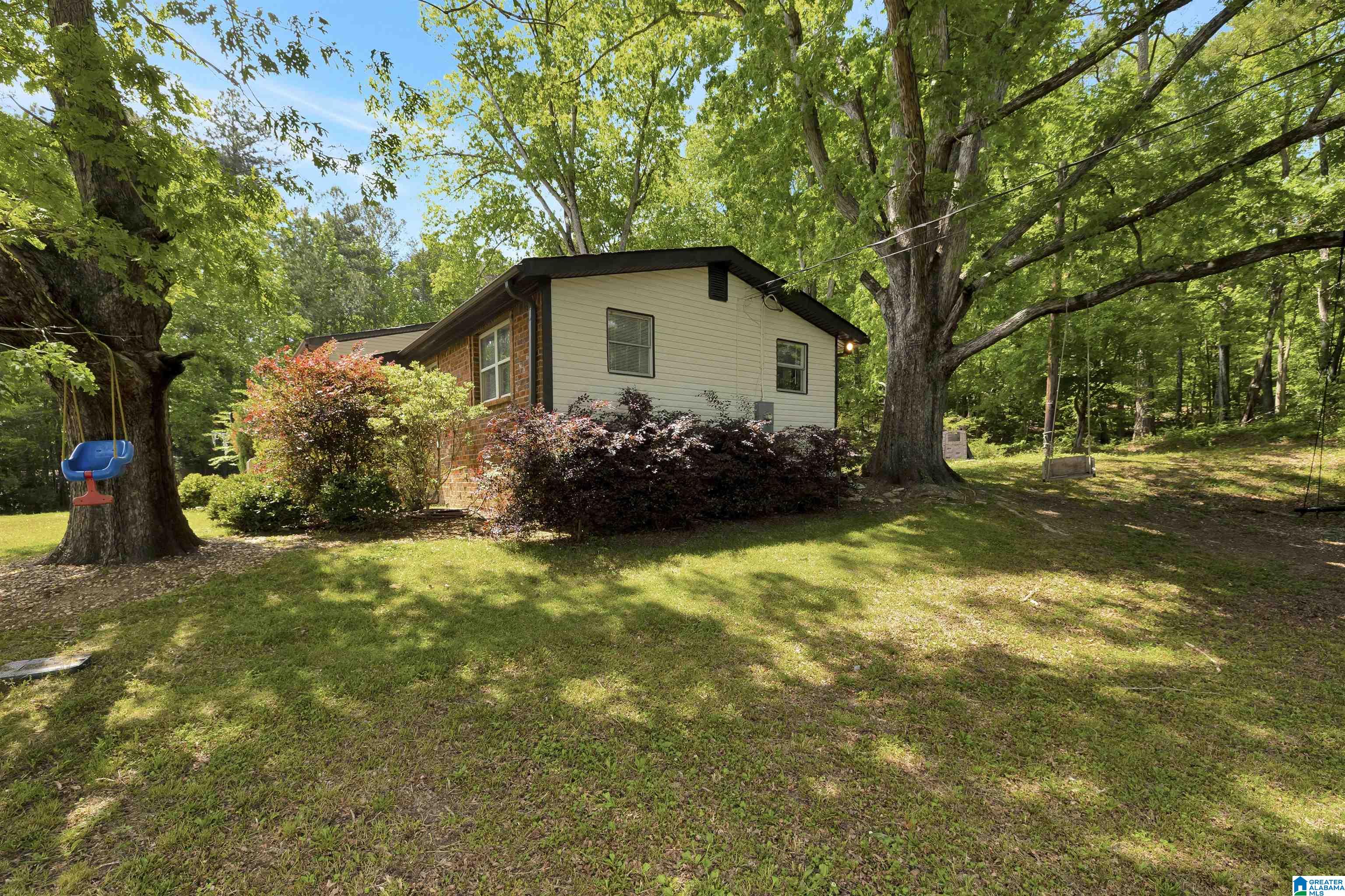 1055 County Road 72 Pelham, AL 35124 - Photo 34 of 38