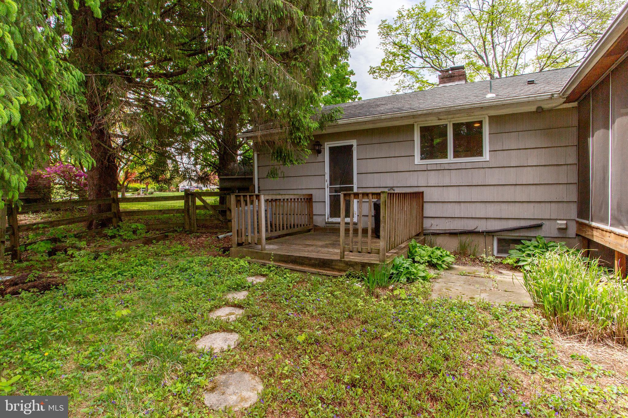 40 Union Road Clinton, NJ 08809 - Photo 31 of 41 Backyard
