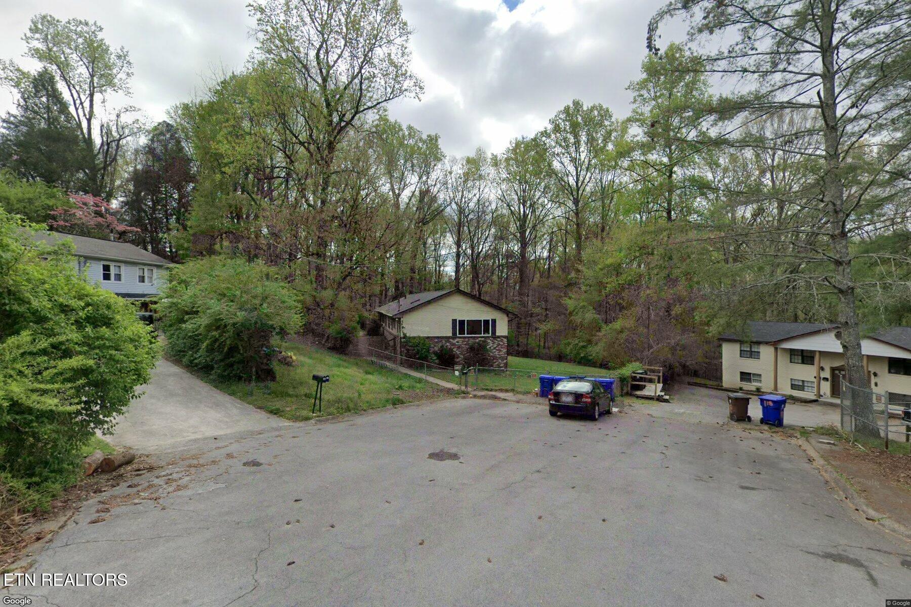 113-115 Walsh Lane Oak Ridge, TN 37830 - Photo 2 of 4 Street View