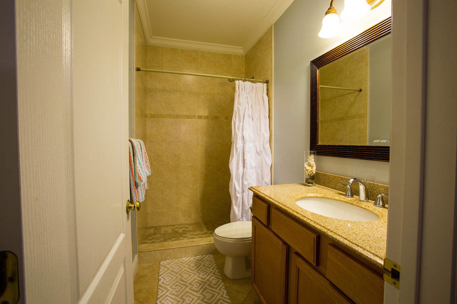 130 1st Road Key Largo, FL 33037 - Photo 14 of 19 Bathroom