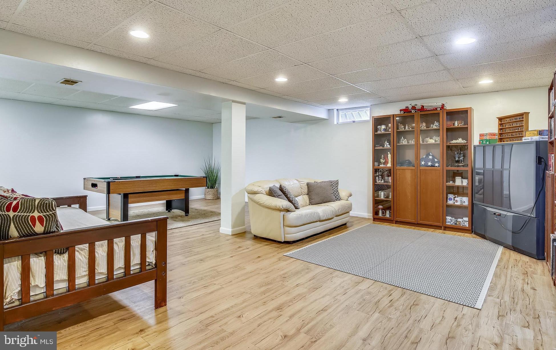 8486 Falling Leaf Road Springfield, VA 22153 - Photo 25 of 40