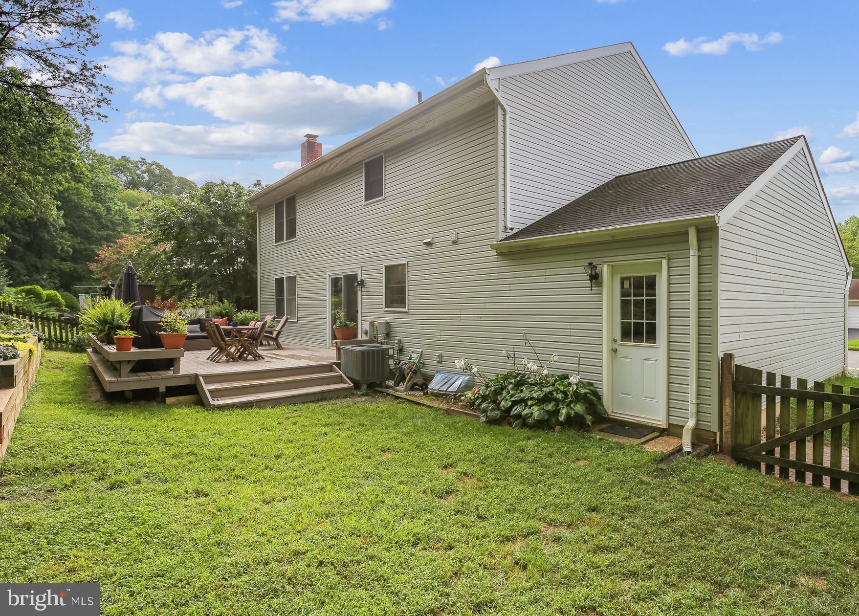8486 Falling Leaf Road Springfield, VA 22153 - Photo 34 of 40