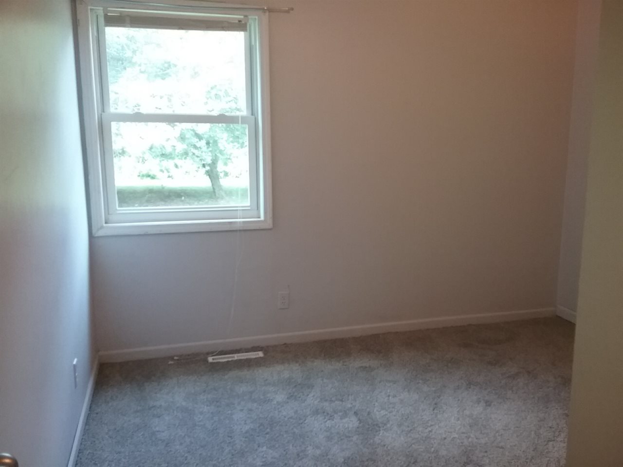 8945 East Remus Road Mount Pleasant, MI 48858 - Photo 20 of 37 1873933-19.JPG