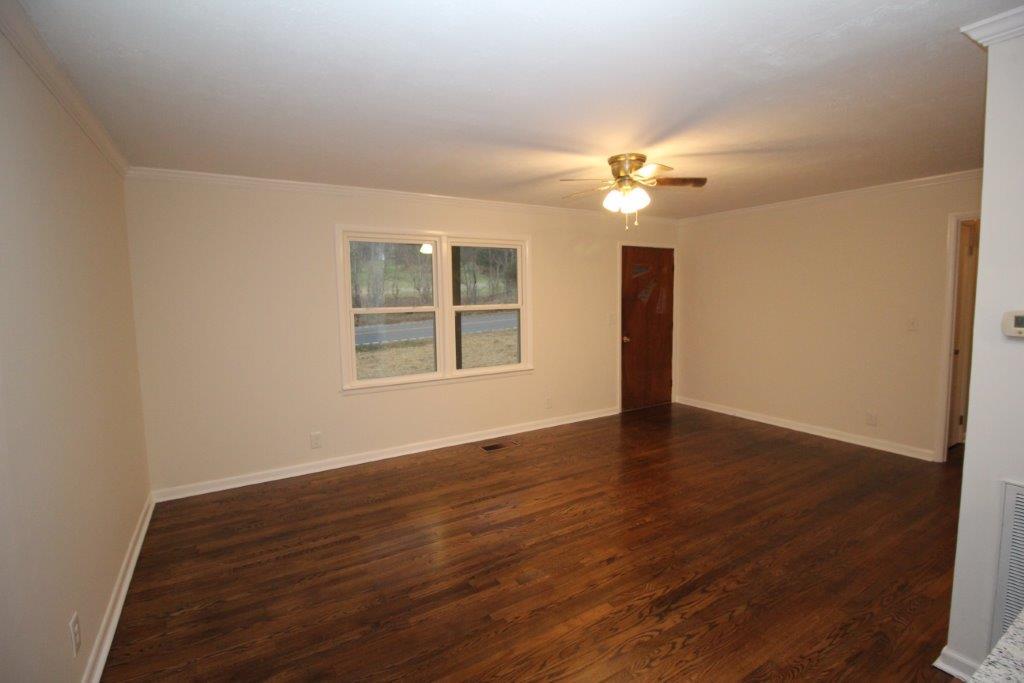4775 Browning Branch Road Bethpage, TN 37022 - Photo 3 of 30 Gallery Image 3