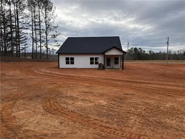 $359,990 | 2113 North Hicks Road, Toccoa, GA 30577
