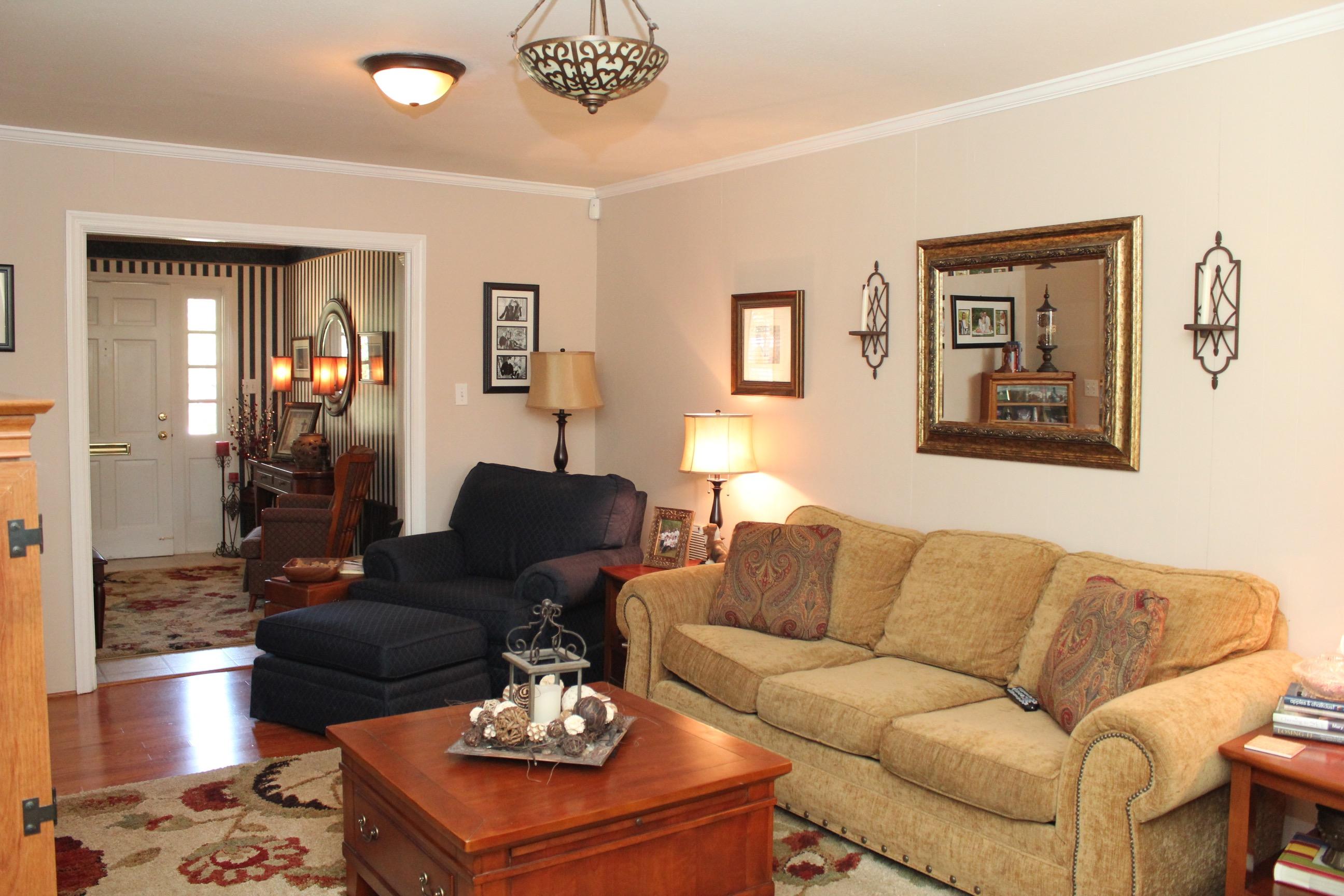 2016 Brookbank Road Rockingham, NC 28379 - Photo 4 of 27 Great Room