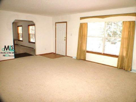 7301 Palms Road Fair Haven, MI 48023 - Photo 5 of 9 675679-4.JPG