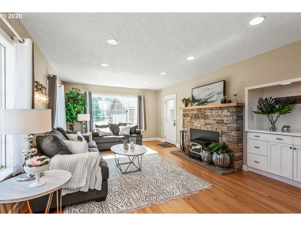 4848 Columbia Heights Road Longview, WA 98632 - Photo 12 of 30 Gallery Image 12