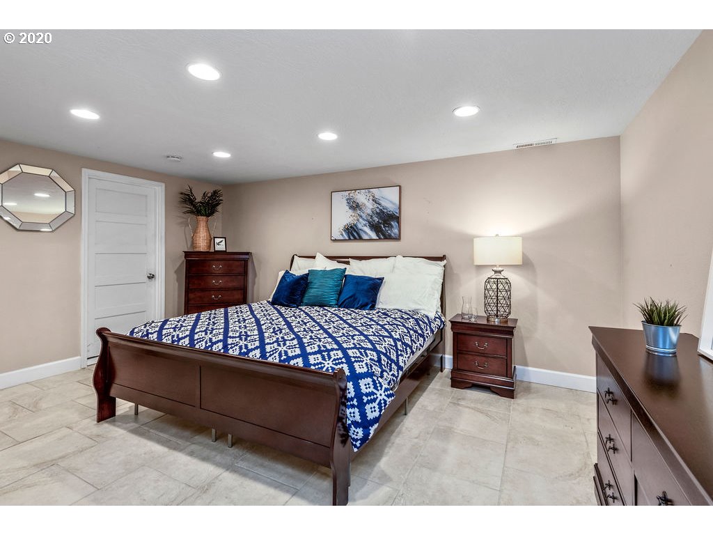 4848 Columbia Heights Road Longview, WA 98632 - Photo 17 of 30 Gallery Image 17