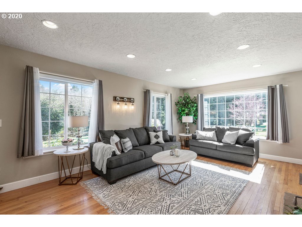 4848 Columbia Heights Road Longview, WA 98632 - Photo 9 of 30 Gallery Image 9