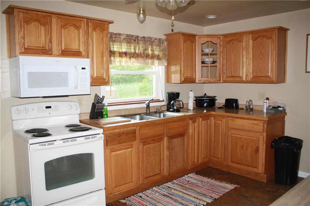 3950 Ivanhoe Road Sharpsville, PA 16150 - Photo 8 of 32