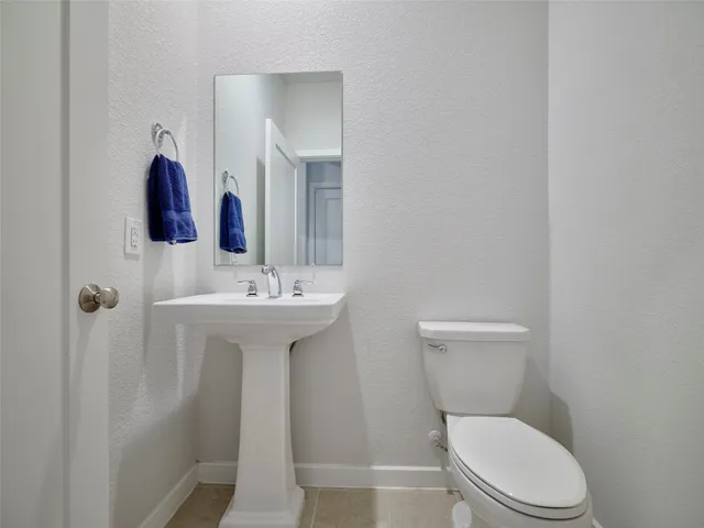 $400,000 | 400 Beken Cove Lane, La Porte, TX 77571