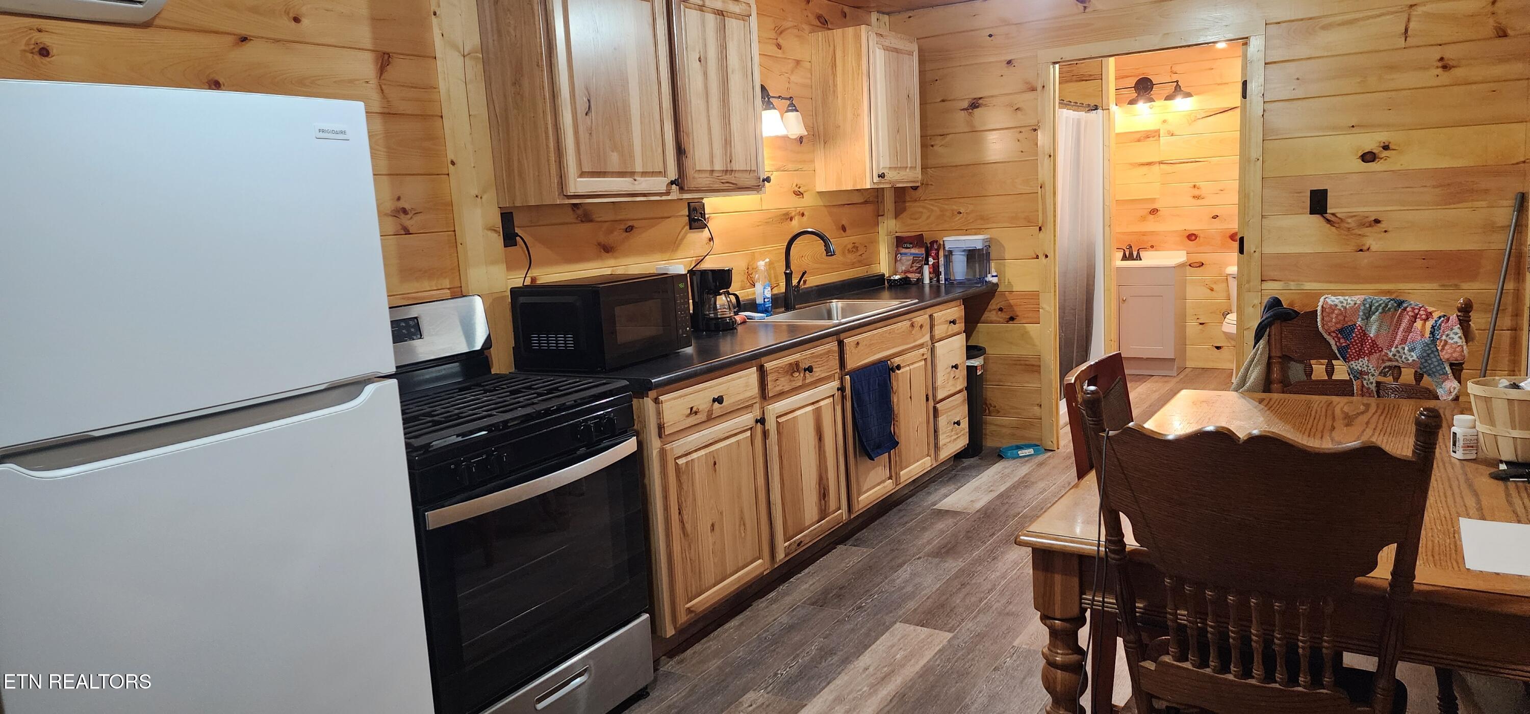 1955 Terry Road Oneida, TN 37841 - Photo 8 of 19 20250621_095319
