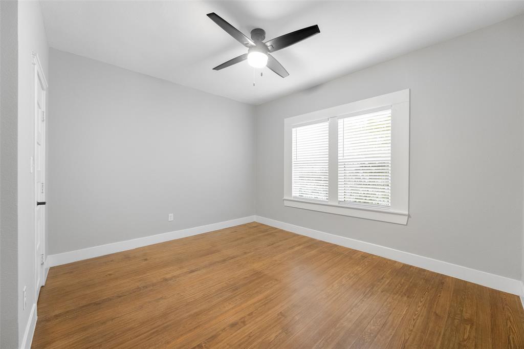 813 Elsbeth Street Dallas, TX 75208 - Photo 29 of 35