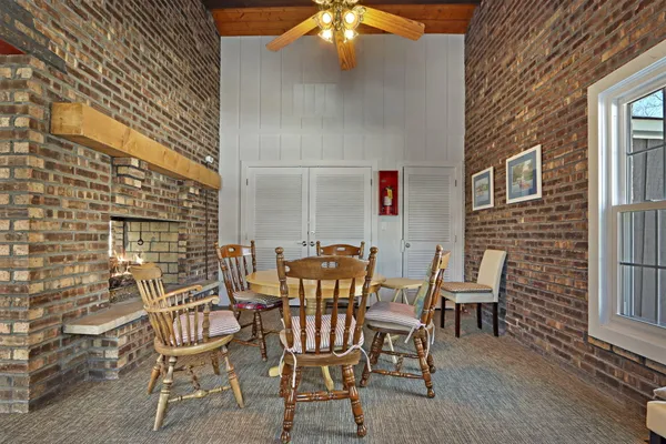 $247,000 | 118 Evelyn Lane, Unit H, Lake Geneva, WI 53147