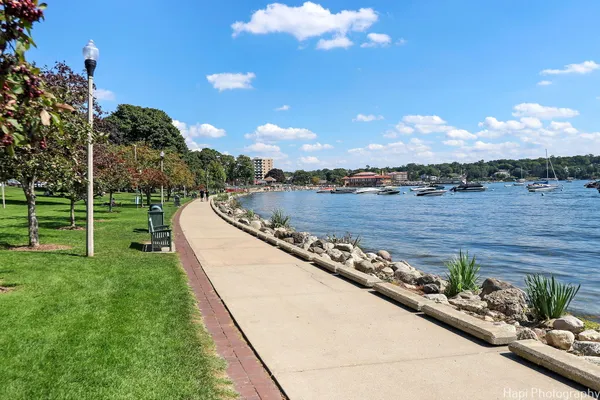 $247,000 | 118 Evelyn Lane, Unit H, Lake Geneva, WI 53147