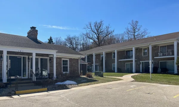 $247,000 | 118 Evelyn Lane, Unit H, Lake Geneva, WI 53147