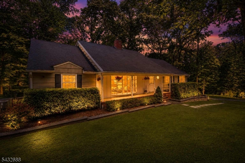 35 Manor Drive Bernards, NJ 07920 - Photo 3 of 46