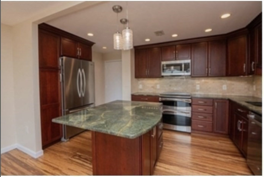 1002 Paradise Road, Unit PHH Swampscott, MA 01907 - Photo 3 of 19