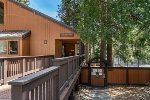 $579,000 | 2755 North Lake Boulevard, Unit 10, Tahoe City, CA 96145
