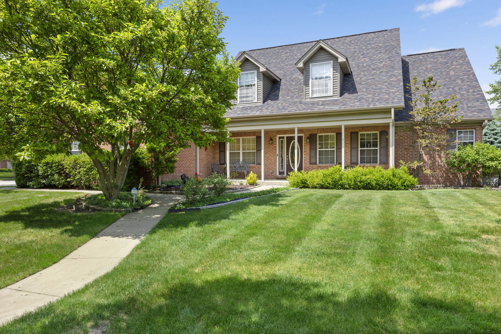 2659 Hoddam Road Naperville, IL 60564 - Photo 1 of 24