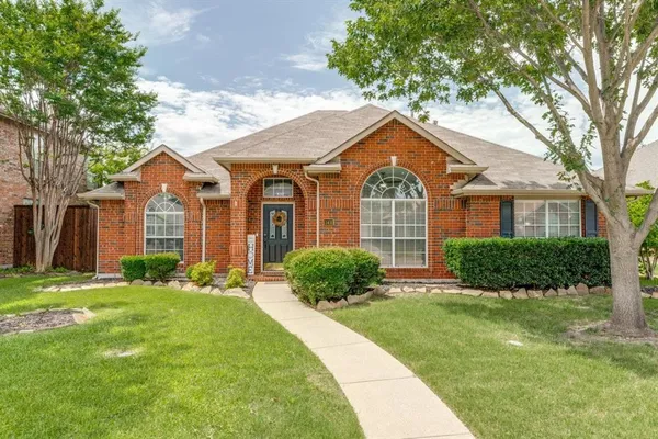 $2,795 | 11410 New Orleans Drive, Frisco, TX 75035