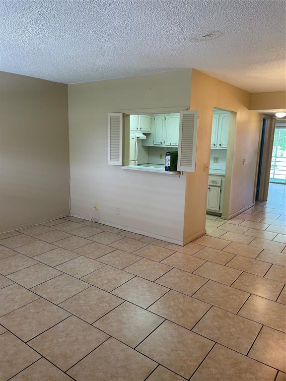 387 Tilford R, Unit 387 Deerfield Beach, FL 33442 - Photo 2 of 53 a view of a room with a window