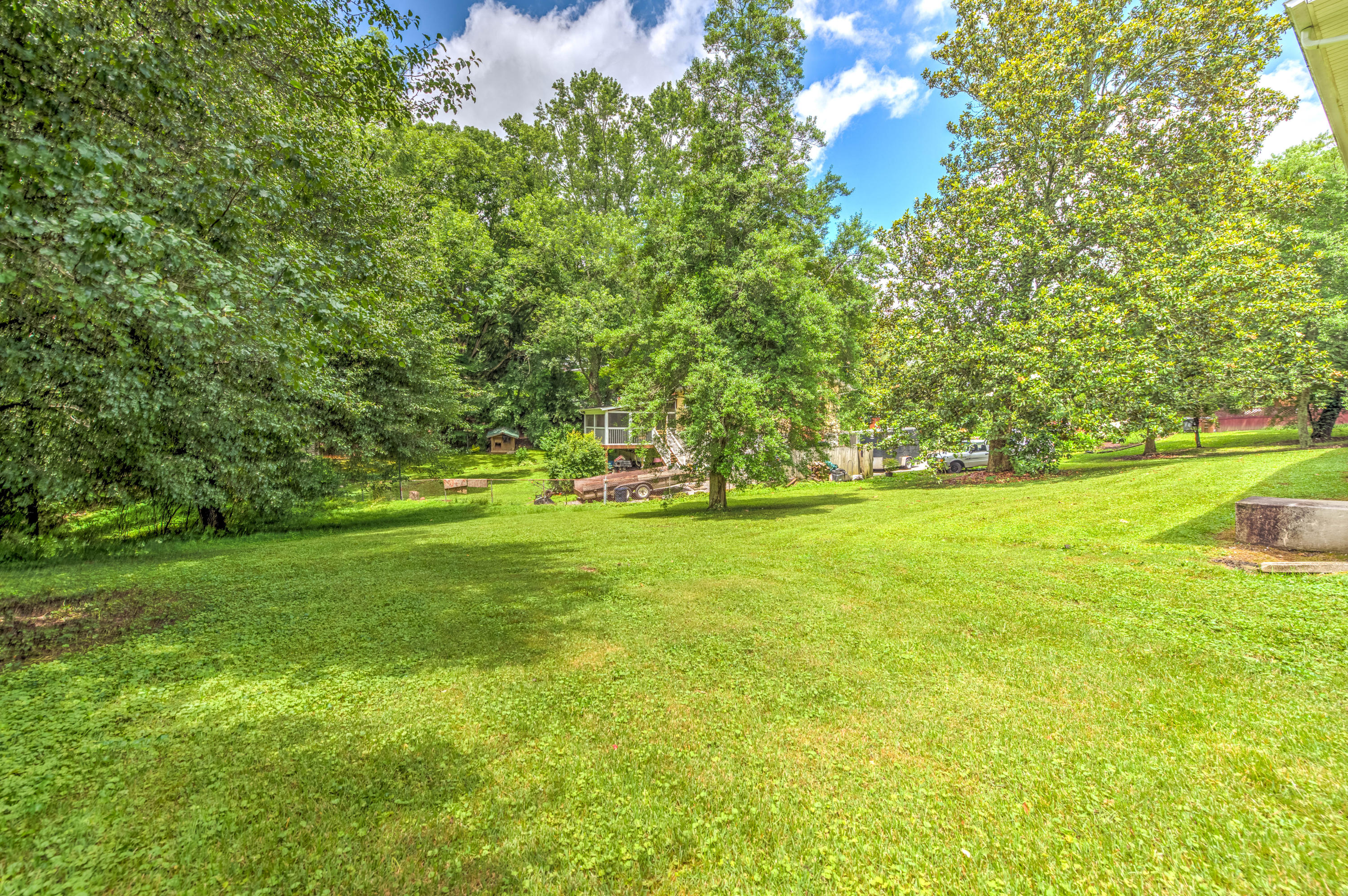 171 North Seneca Road Oak Ridge, TN 37830 - Photo 27 of 27 Backyard