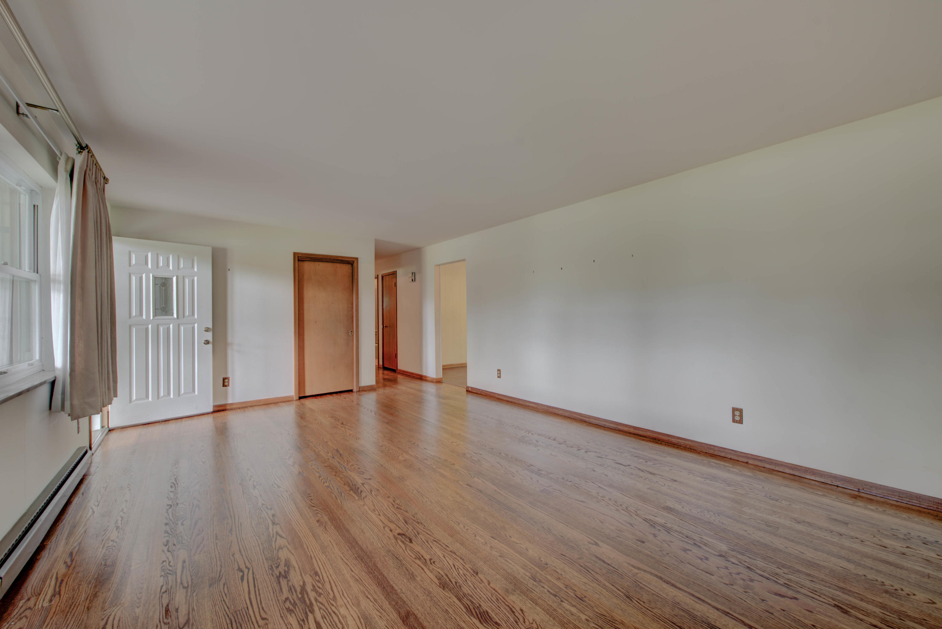 171 North Seneca Road Oak Ridge, TN 37830 - Photo 5 of 27 Newly refinished flooring