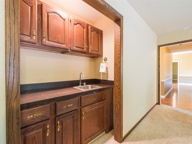 3 Trent Road Hawthorn Woods, IL 60047 - Photo 12 of 25