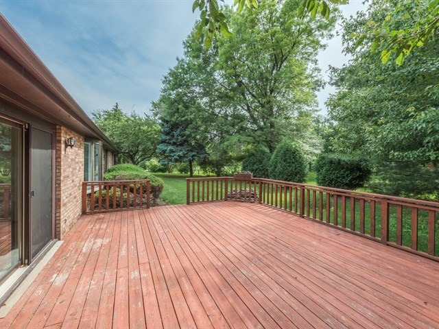 3 Trent Road Hawthorn Woods, IL 60047 - Photo 23 of 25