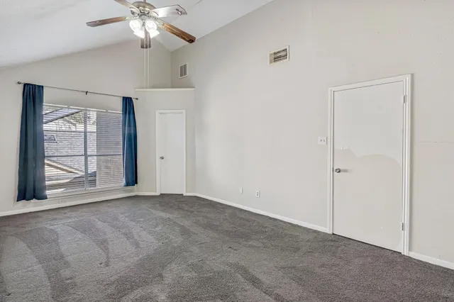 $1,500 | 16722 Shrub Oak Drive, Humble, TX 77396