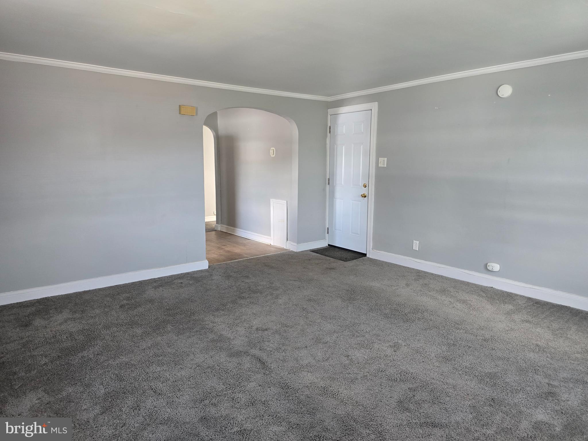 7504 Greenhill Road Philadelphia, PA 19151 - Photo 3 of 11