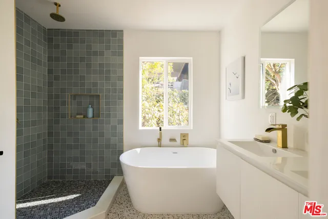 $1,395,000 | 1336 Armadale Avenue, Los Angeles, CA 90042