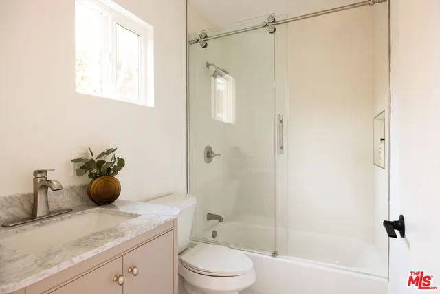 $1,395,000 | 1336 Armadale Avenue, Los Angeles, CA 90042