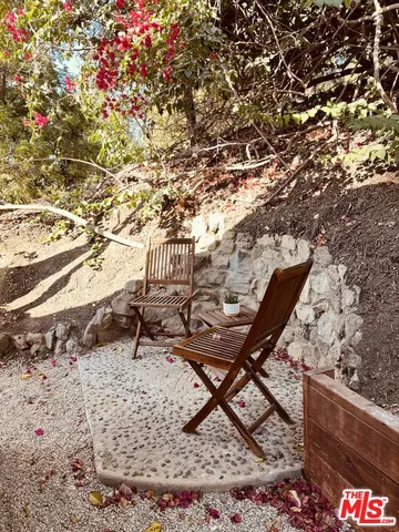 $1,395,000 | 1336 Armadale Avenue, Los Angeles, CA 90042