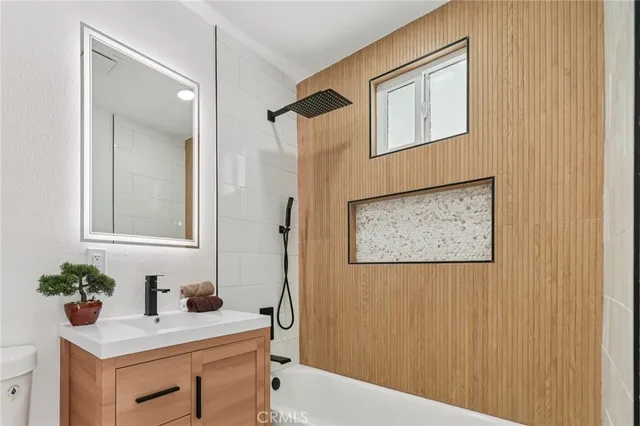 $939,000 | 1205 English Street, Santa Ana, CA 92703