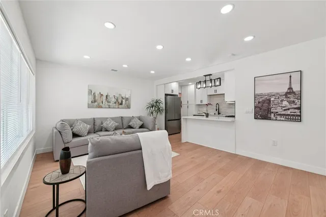 $939,000 | 1205 English Street, Santa Ana, CA 92703