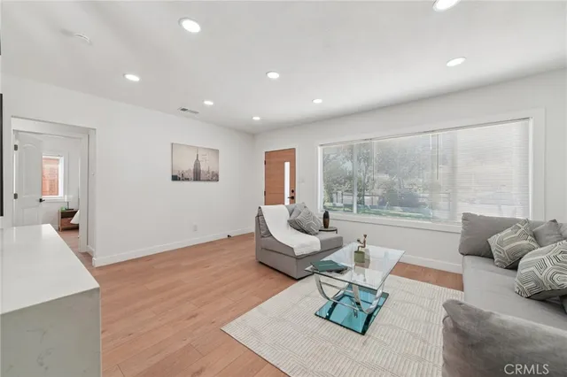 $939,000 | 1205 English Street, Santa Ana, CA 92703