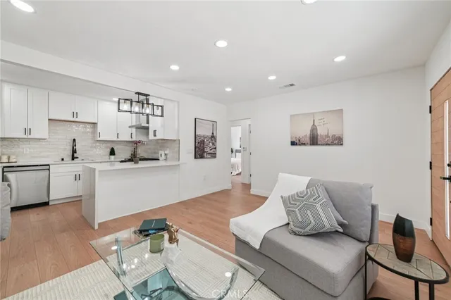 $939,000 | 1205 English Street, Santa Ana, CA 92703