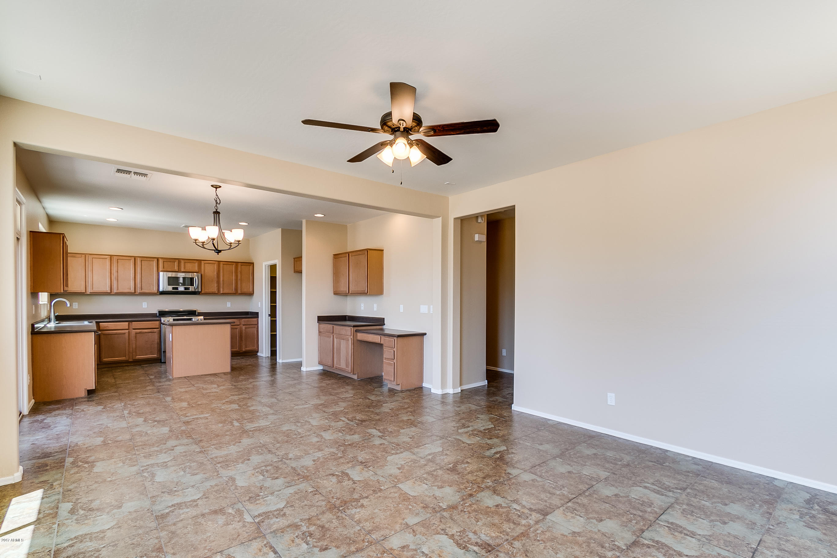 7411 West Maldonado Road Laveen, AZ 85339 - Photo 2 of 15 Maldonado-011
