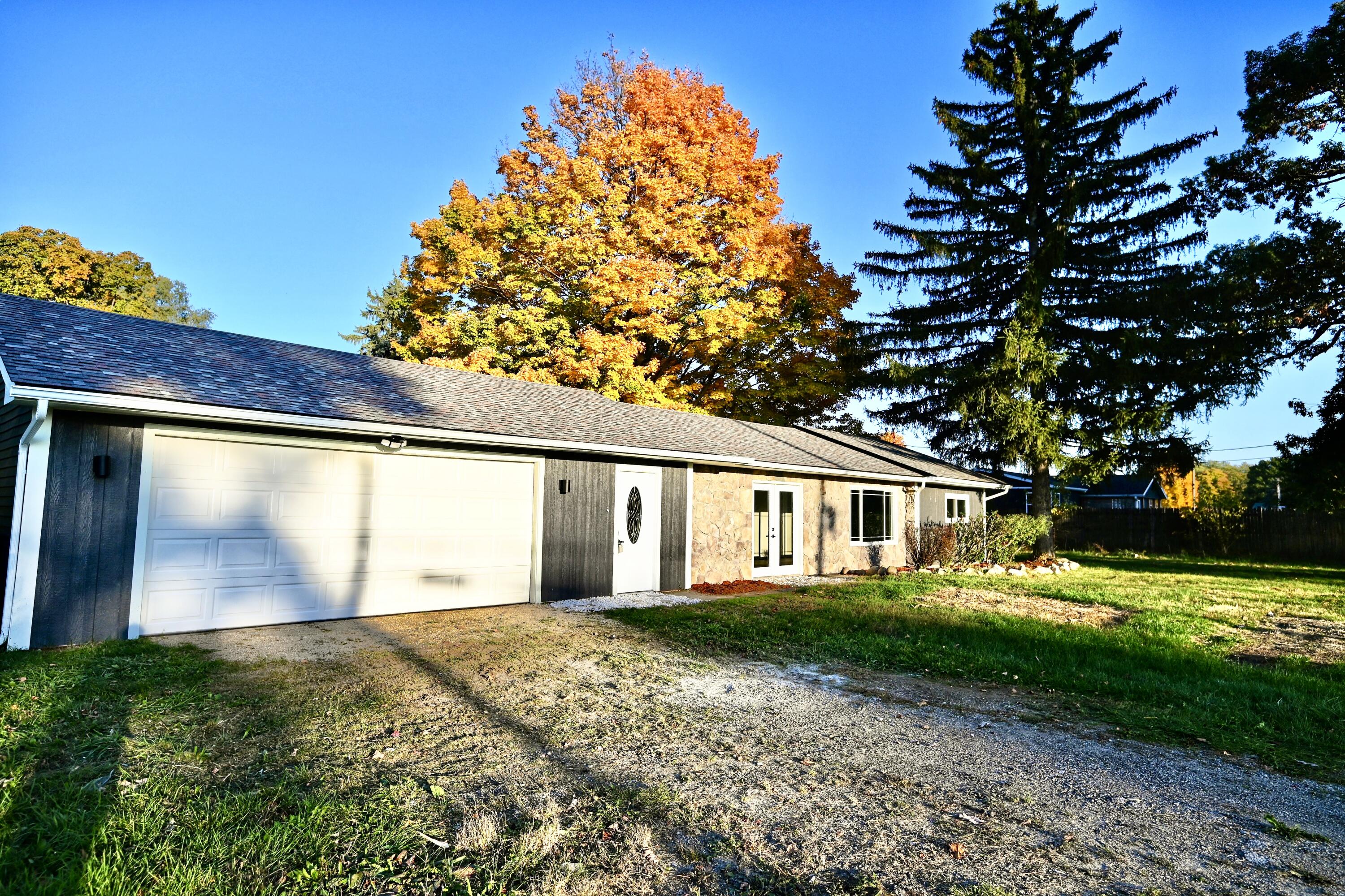 44714 County Road 352 Decatur, MI 49045 - Photo 6 of 30 IMG_4062