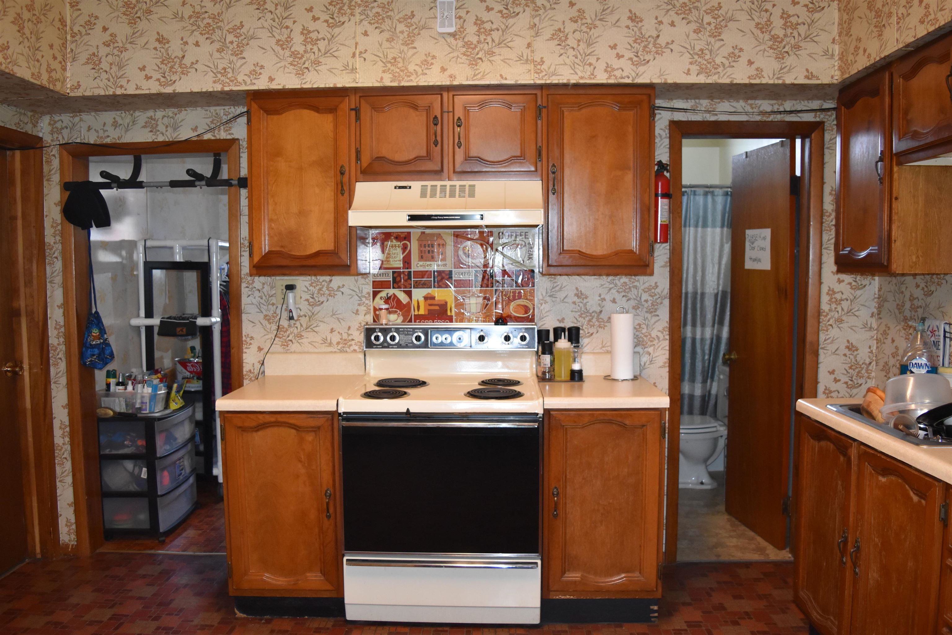 90 River Street Rutland, VT 05701 - Photo 3 of 40