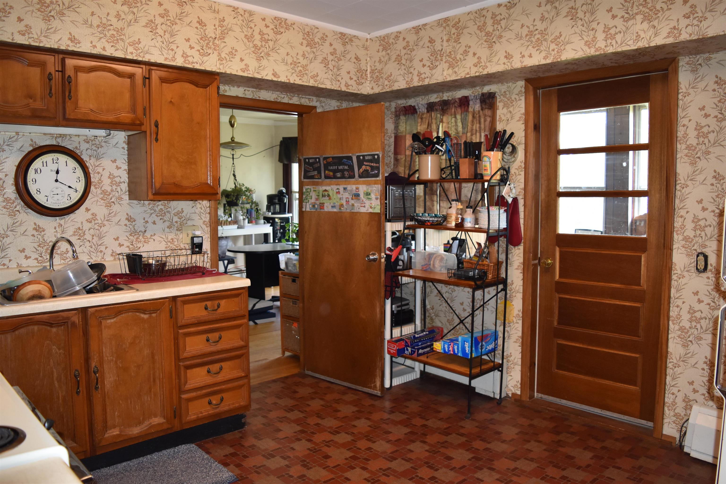 90 River Street Rutland, VT 05701 - Photo 4 of 40