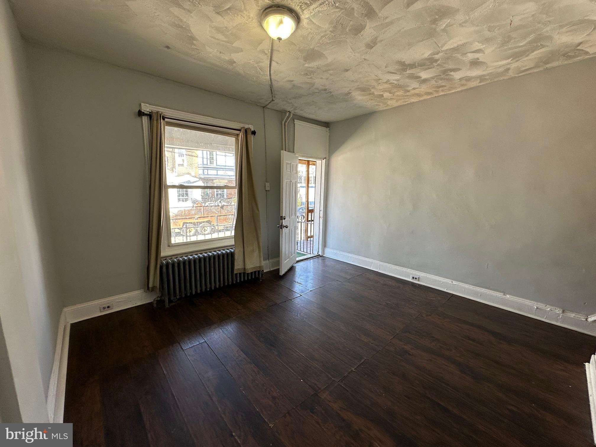 4255 North 17th Street Philadelphia, PA 19140 - Photo 6 of 17