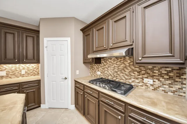 $334,500 | 8047 Oakwood Garden Street, Houston, TX 77040