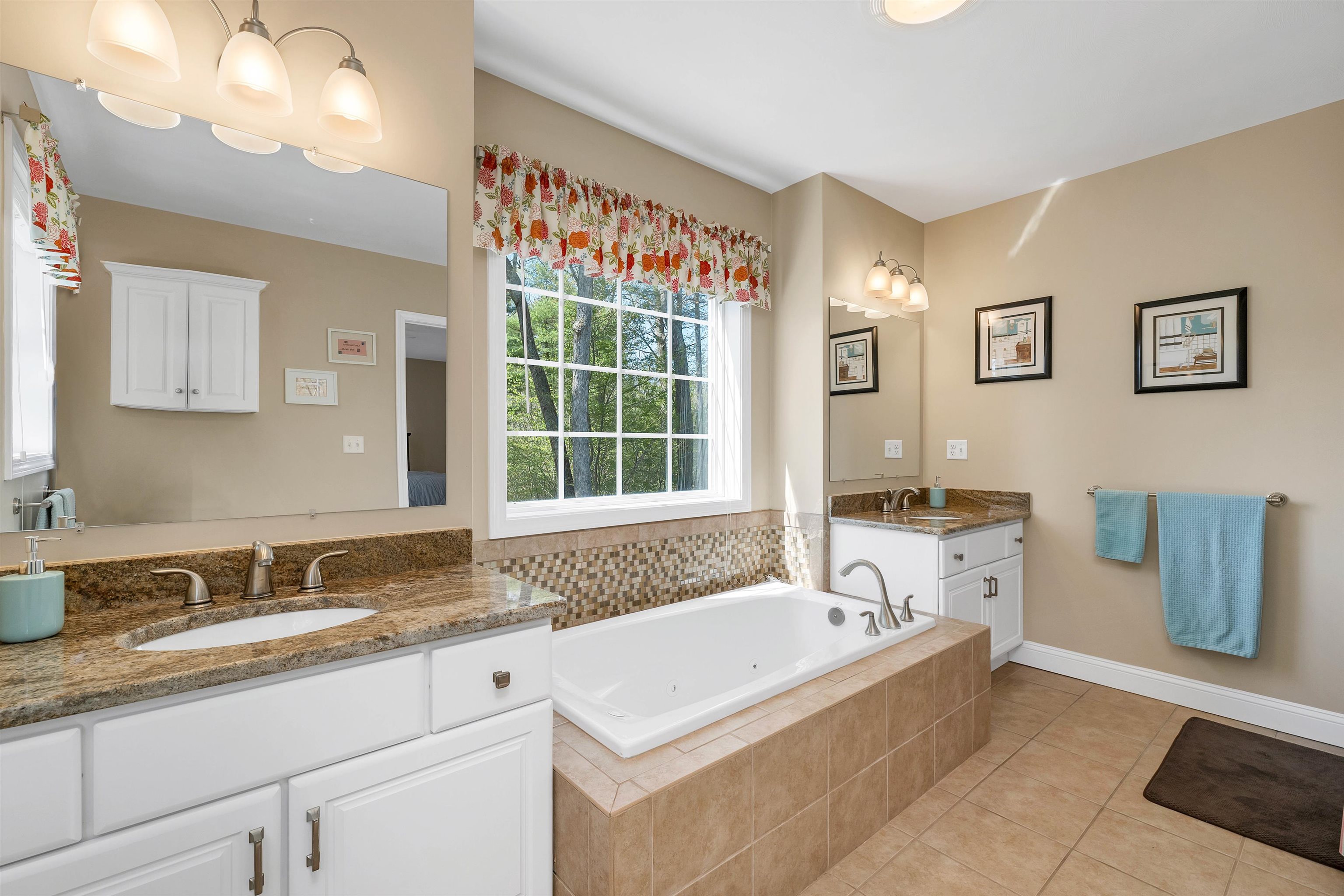13 Phillips Pond Road Sandown, NH 03873 - Photo 11 of 38