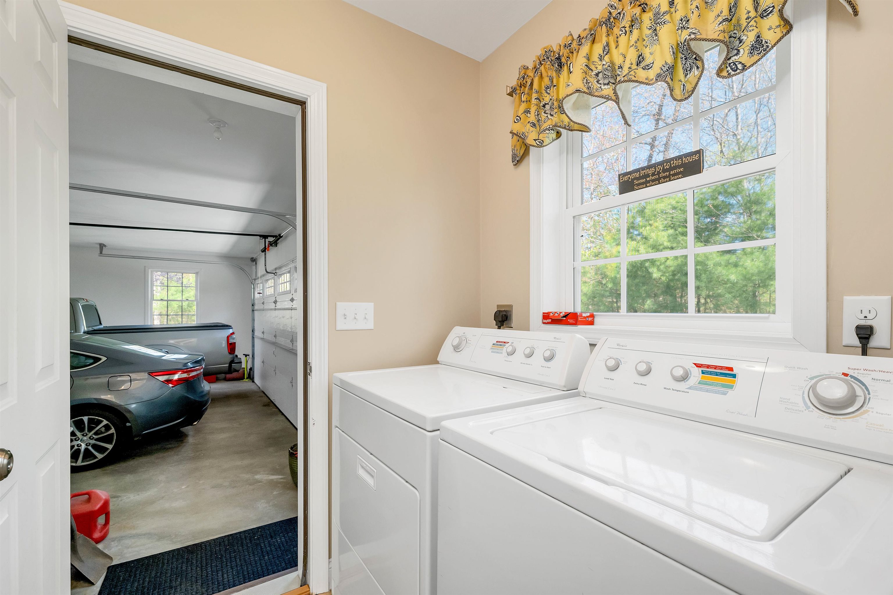 13 Phillips Pond Road Sandown, NH 03873 - Photo 21 of 38