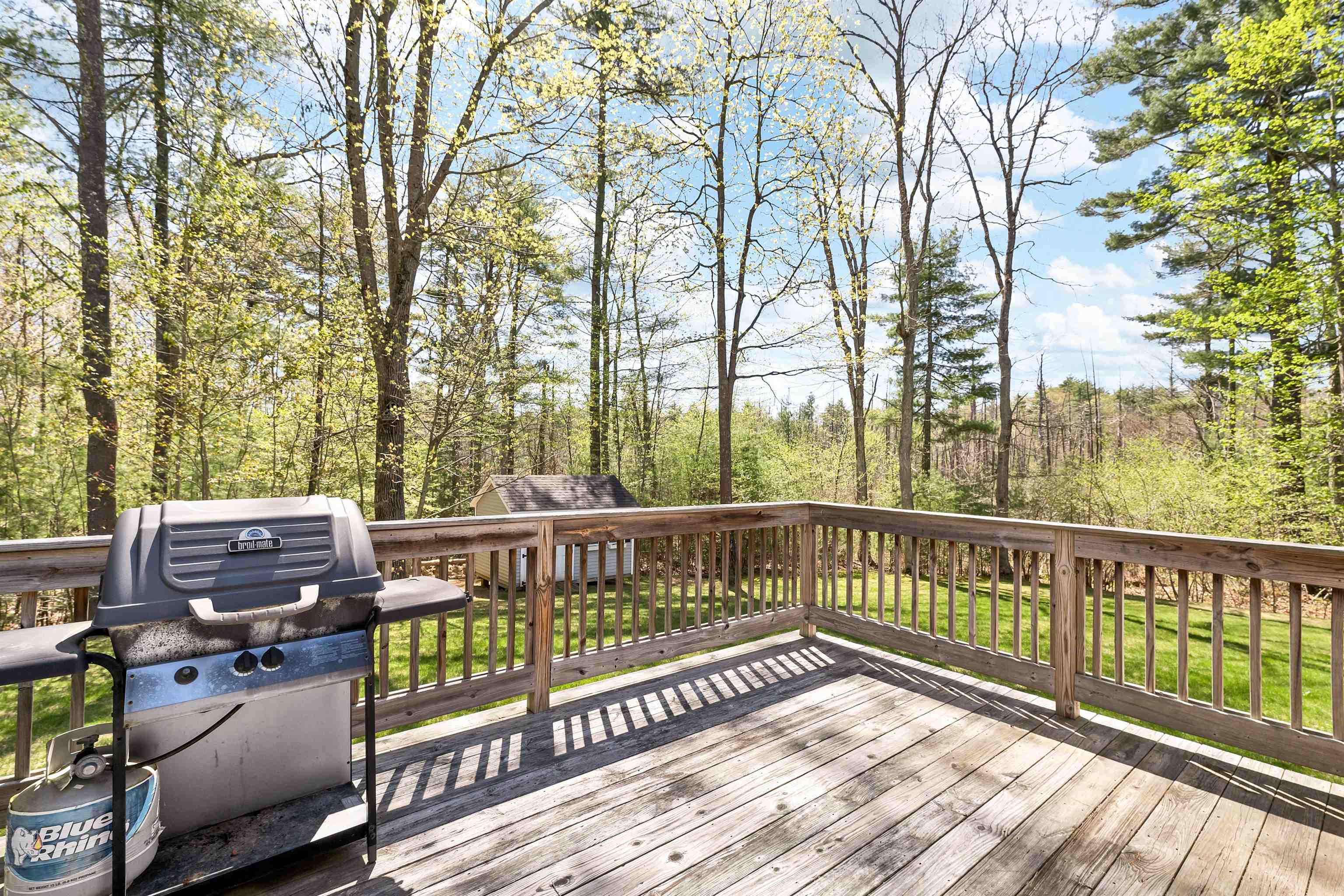 13 Phillips Pond Road Sandown, NH 03873 - Photo 23 of 38